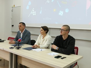 IMG_3523.JPG